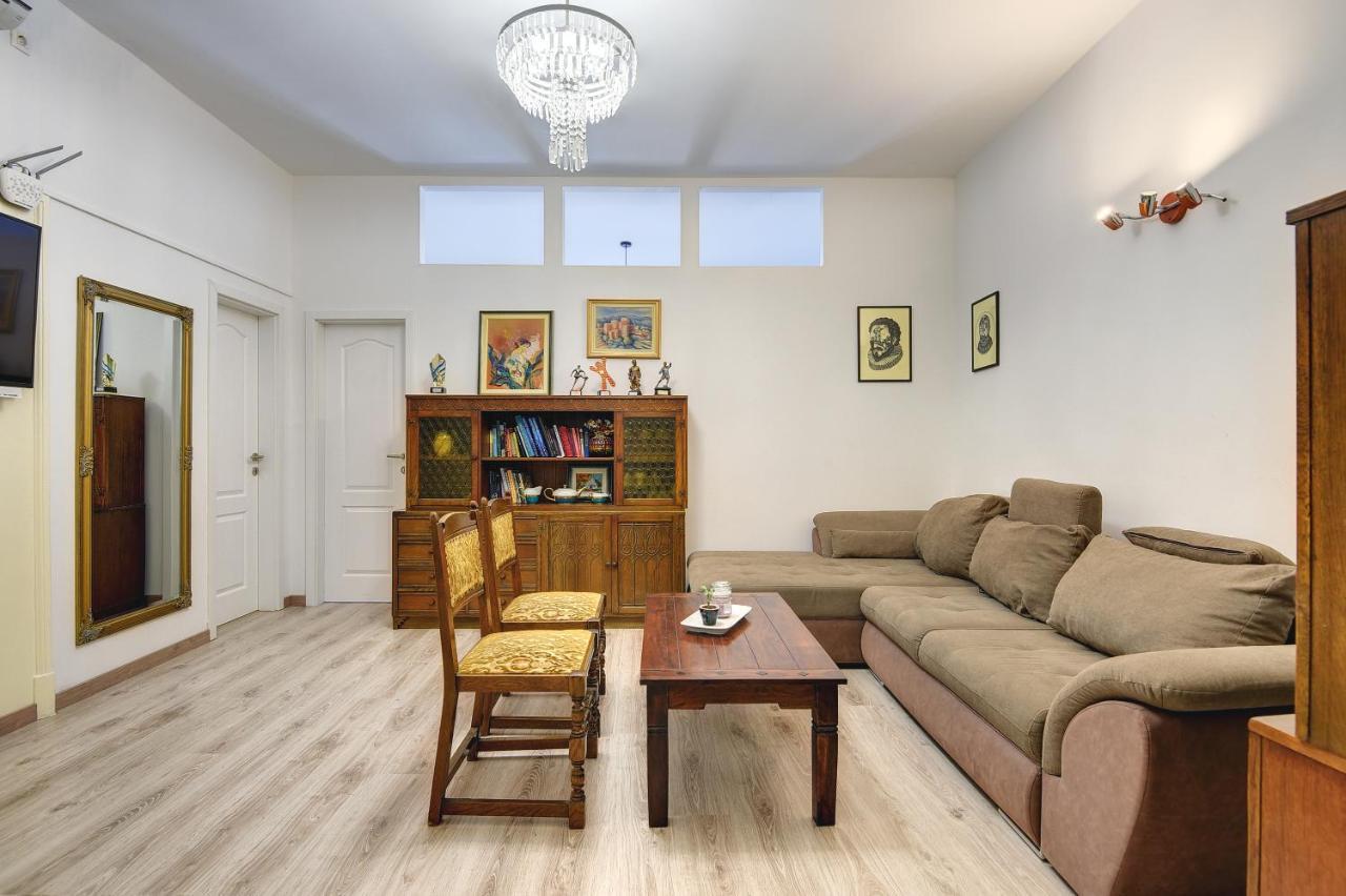 Apartments Rauch Pula Ngoại thất bức ảnh