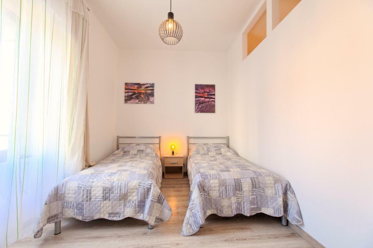 Apartments Rauch Pula Ngoại thất bức ảnh