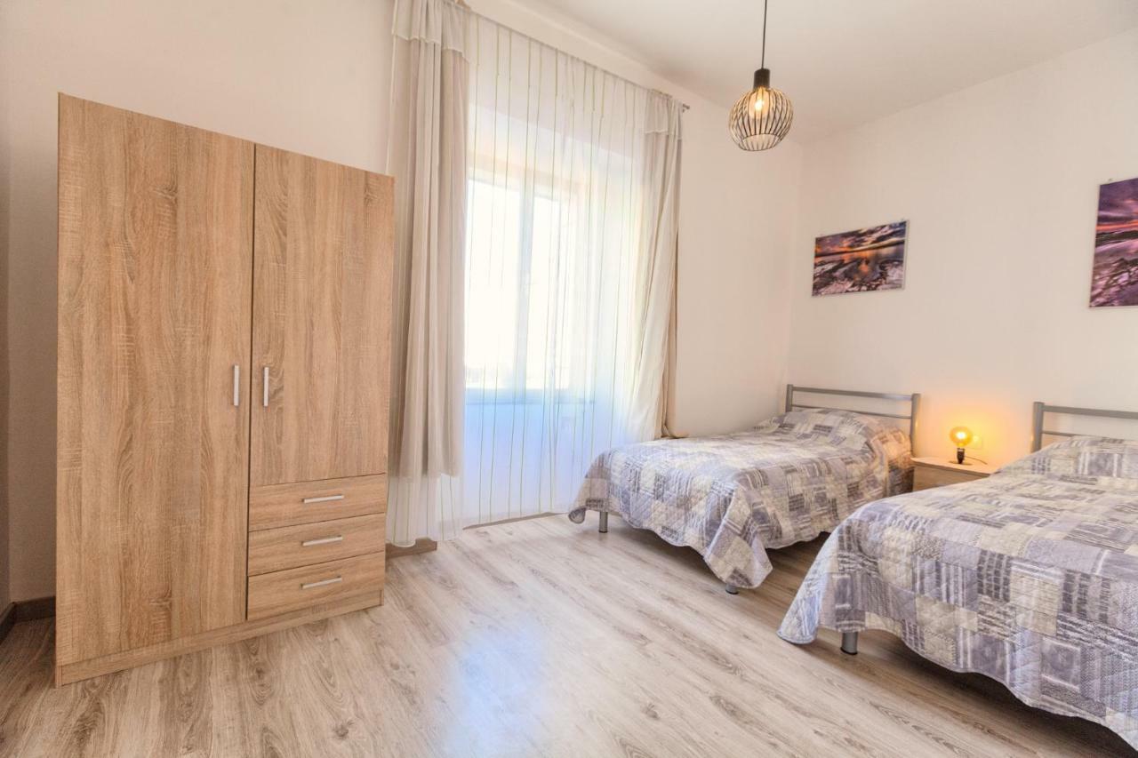 Apartments Rauch Pula Ngoại thất bức ảnh